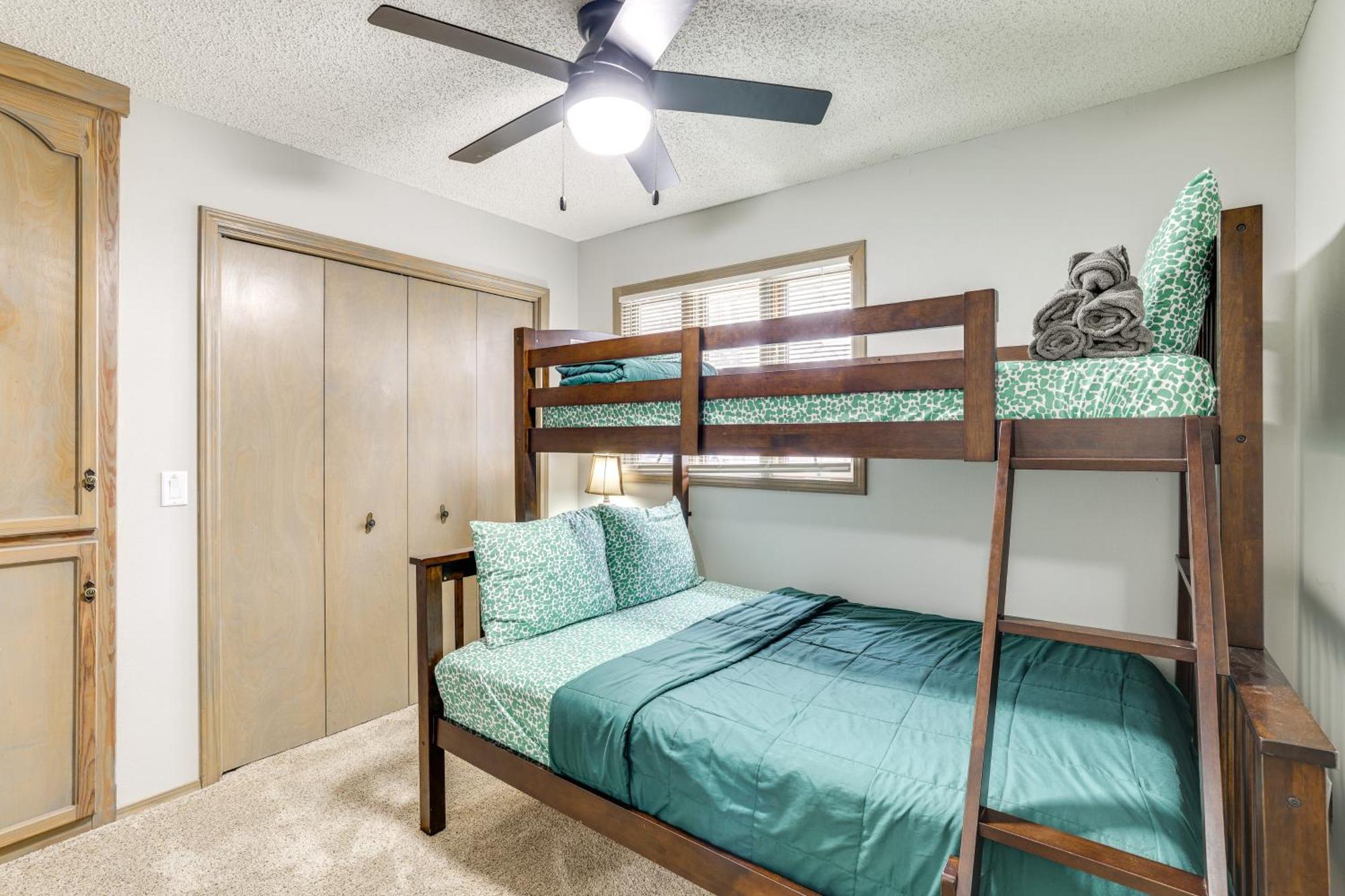 Spacious Holiday Island Escape With Deck And Gas Grill Εξωτερικό φωτογραφία